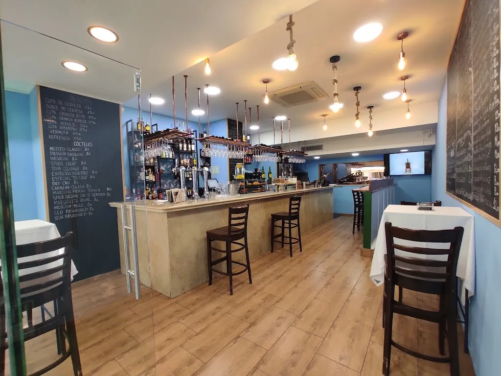 TU CASA COMIDAS Y BEBIDAS restaurant in Unzué