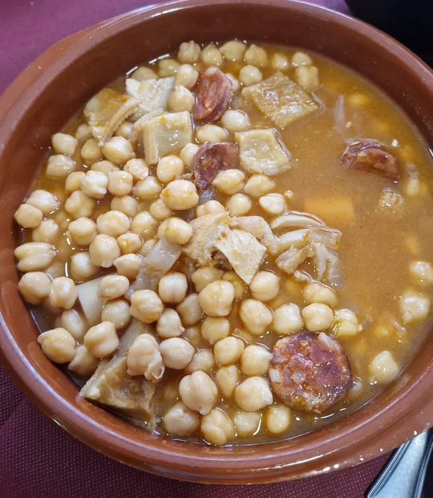 Restaurante Casa Mosqueira restaurant in Cabana de Bergantiños