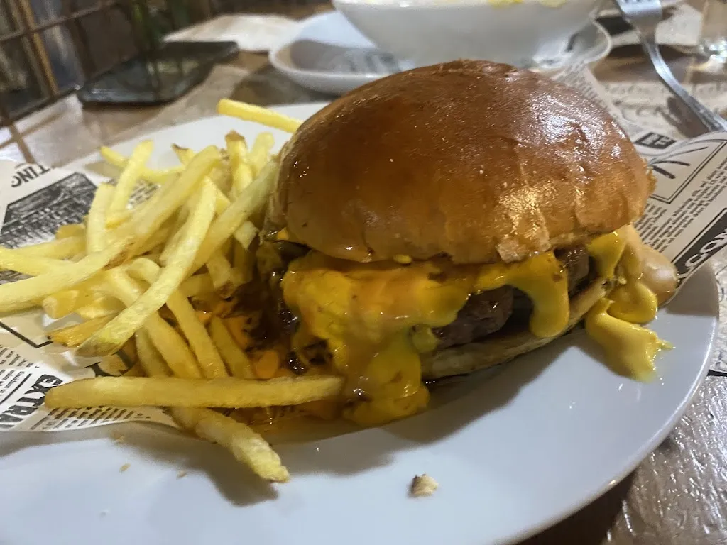 Iosu Remigio_Kaluxa_Urdiain_review