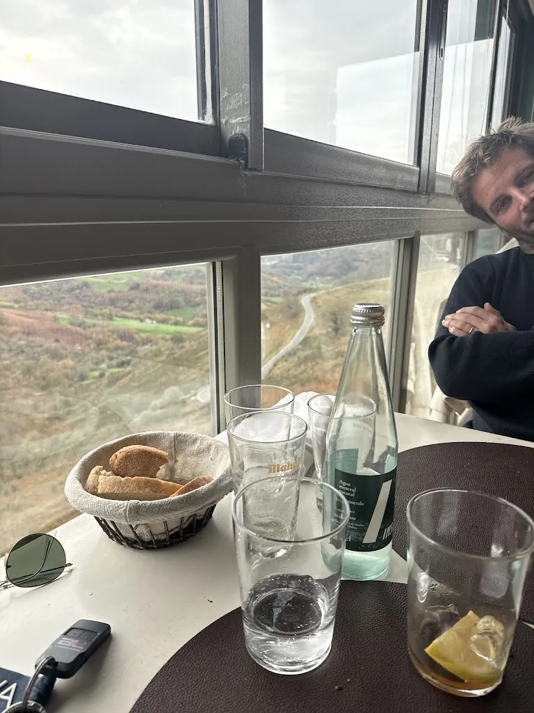 martial ducler_Bereko Benta Jatetxea Izpegi, Erratzu_Urrotz_recensione