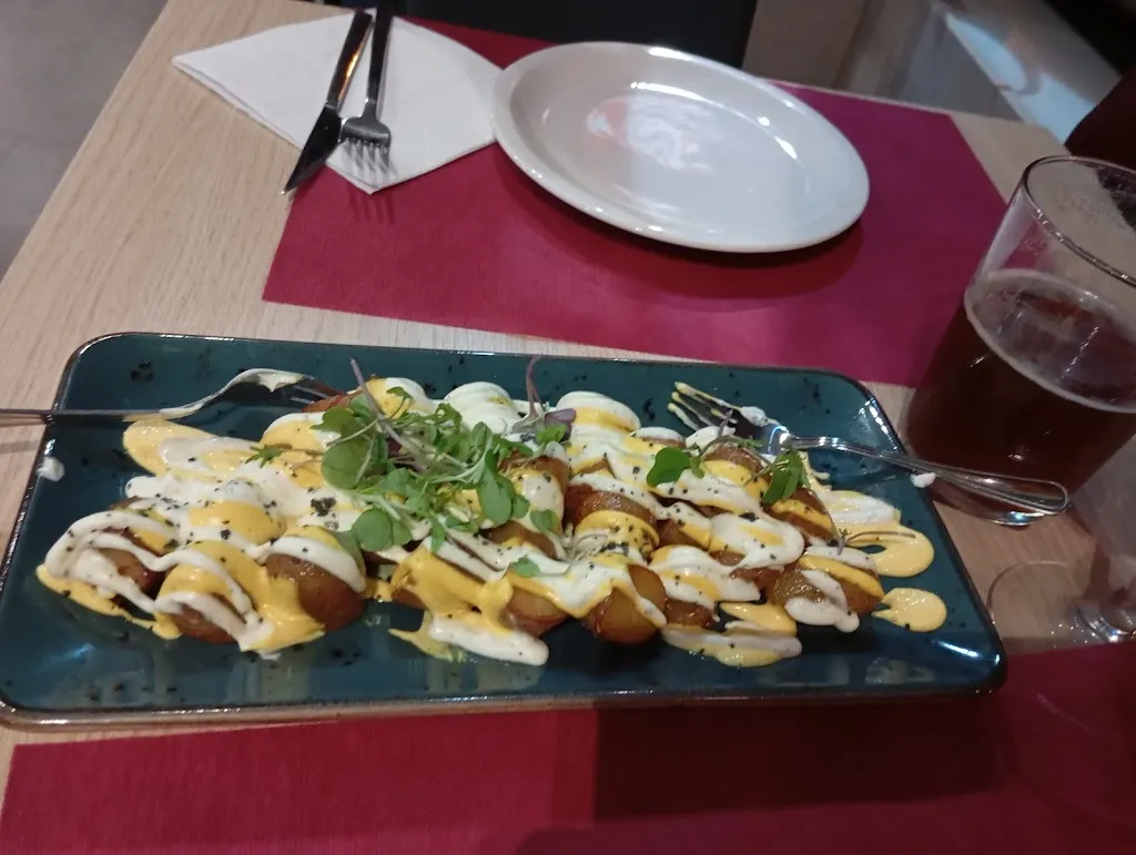 India Vimawi_La Urba_Tafalla_review