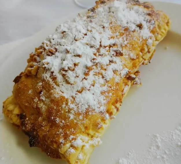 Téid Gasparini_Bar restaurante Los Porches de la Plaza_Tafalla_review