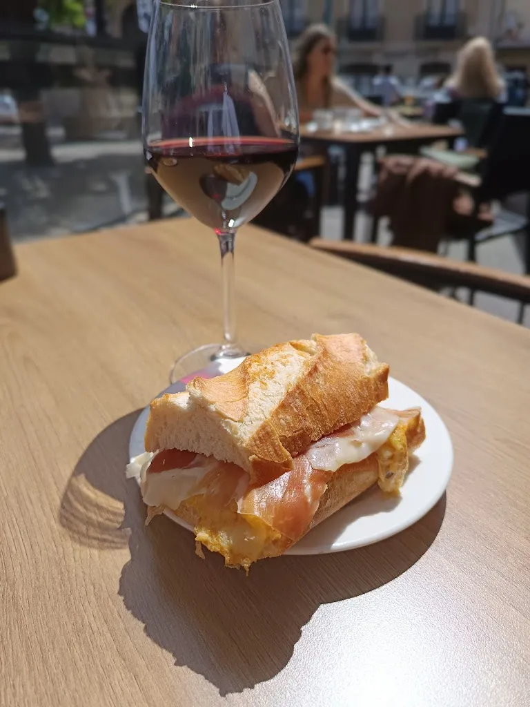 Toño Gonzalez_Las Torres_Tafalla_review