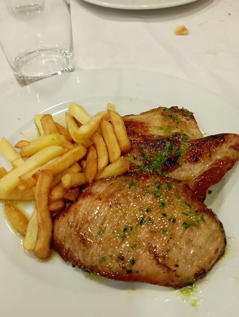 noemi a.v._Bar El Olivar Taberna p9_Tafalla_review