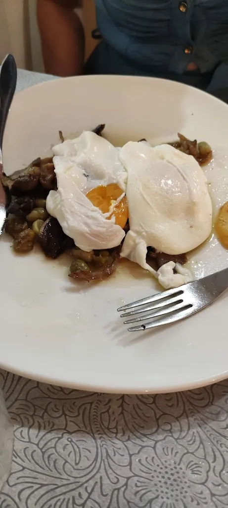 Joanna Pal_Restaurante Taberna Del Cura_Sax_review