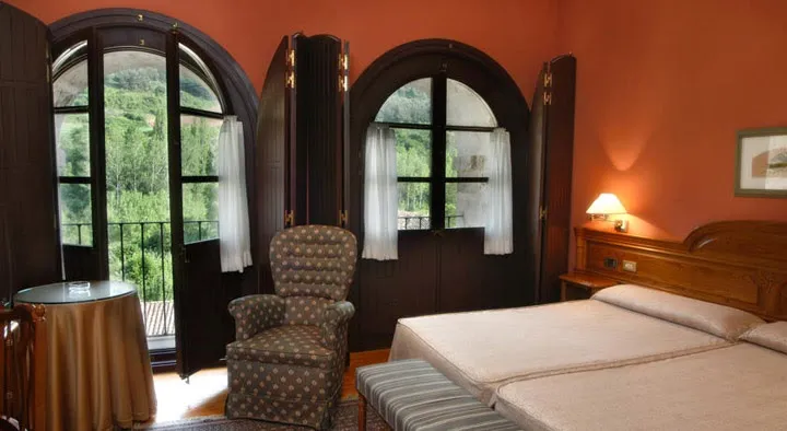 Hotel San Camilo | Navarrete restaurant in Vidángoz/Bidankoze