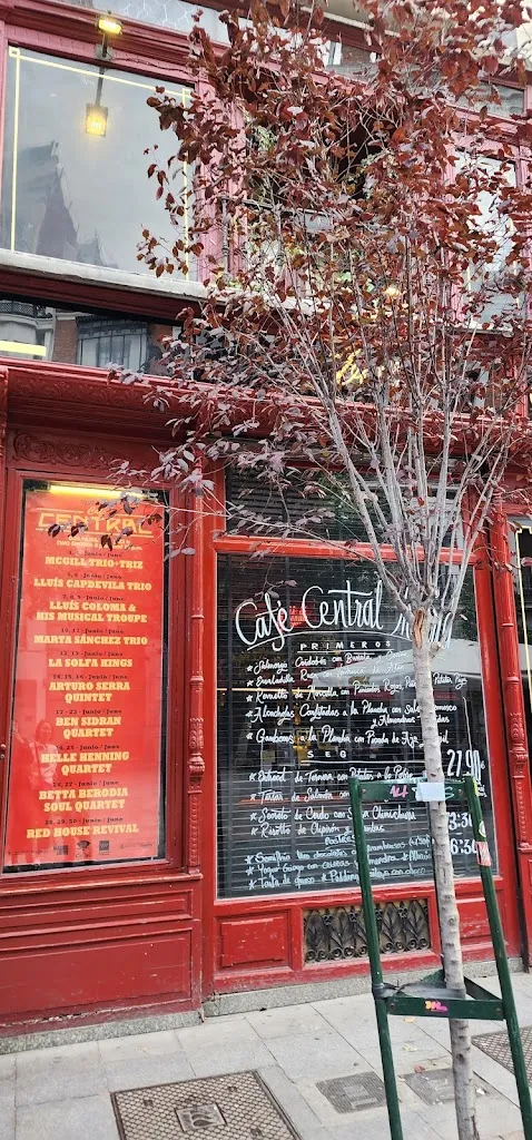 Menu_Café Central_Sax_image_1