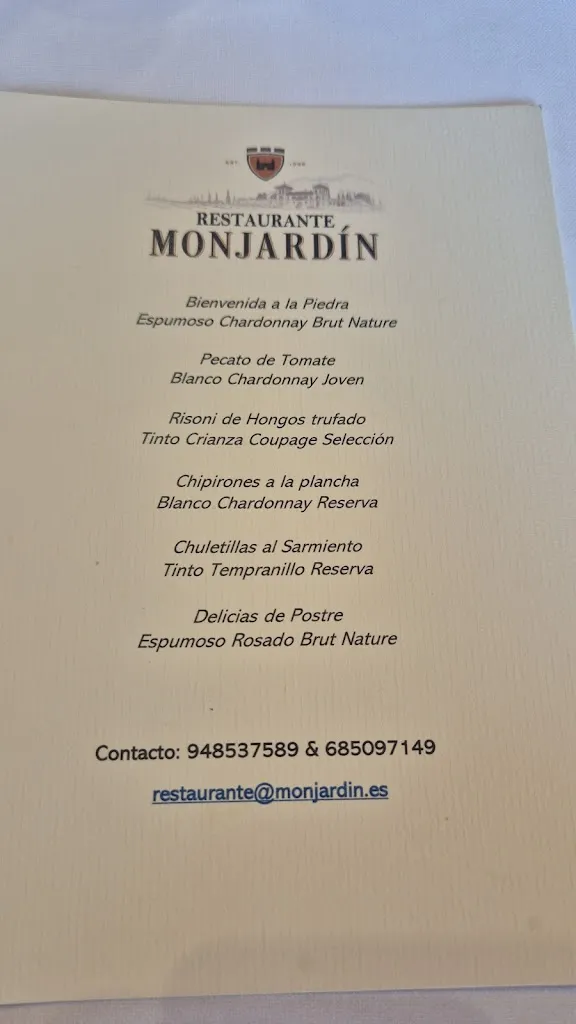 Menu_BODEGAS CASTILLO DE MONJARDIN SA_Villamayor de Monjardín_image_1