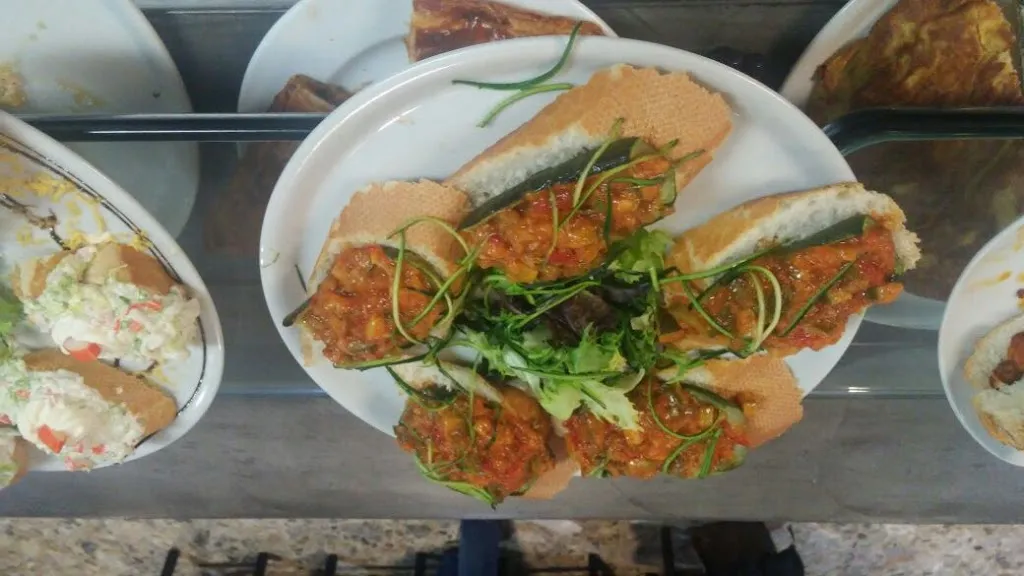 Menu_Bar Denak Bat_Zabalza/Zabaltza_image_5