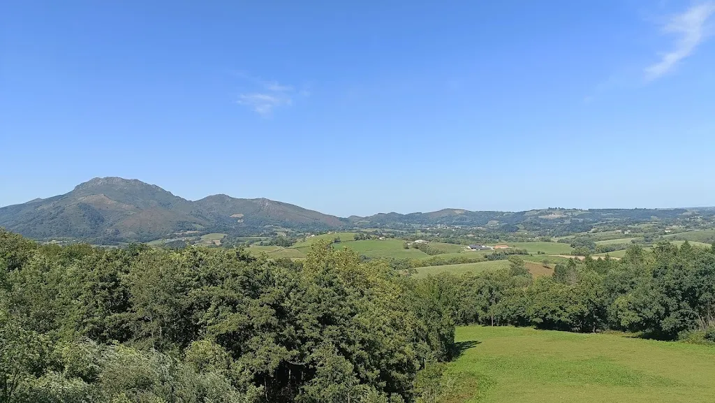 Alain Bouget_Venta Antton_Zugarramurdi_recensione