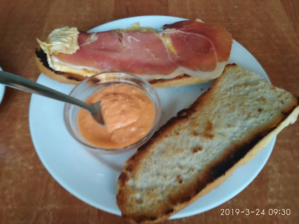 Menu_Café - Bar Mi Amigo_Ambía_image_8