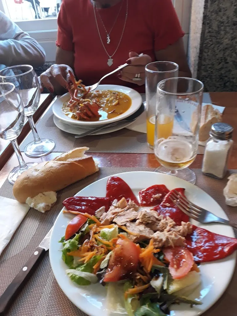 Café - Bar Mi Amigo_Ambía_slider_image_3