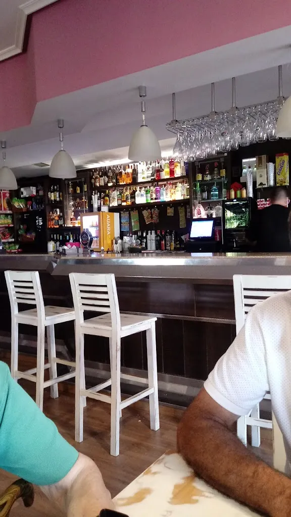 julia otero alvarez_CAFÉ Don Floro._Amoeiro_review