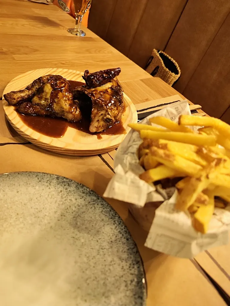 pedro sanmartin gomis_Fuego_San Fulgencio_review