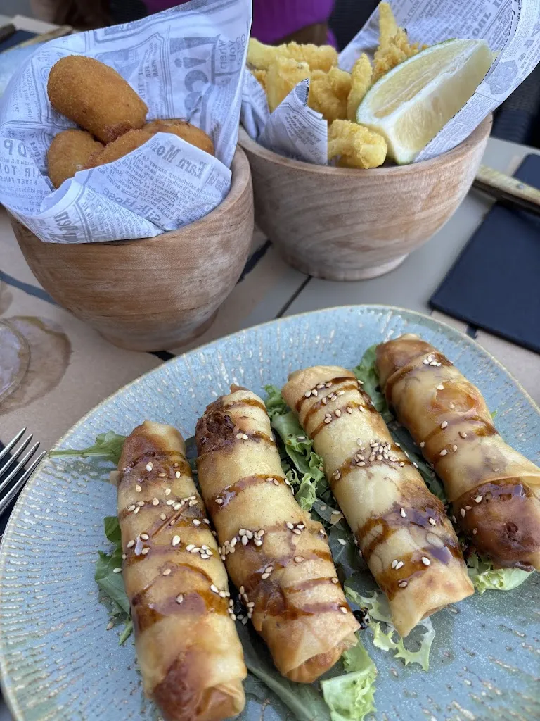 Luis Casado Medina_Fuego_San Fulgencio_review