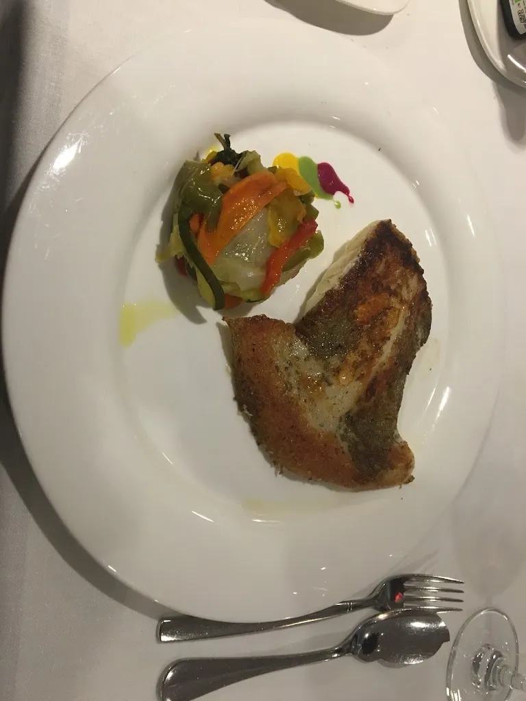 Lucía Fernández_Restaurante Treintaitrés_Tudela_avis