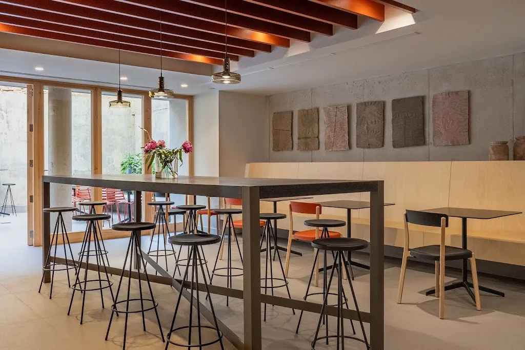 Enriqueta by L&ele_Tudela_slider_image_1