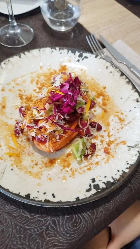 Gabriel Valls_El Paseo de los Poetas_Tudela_review