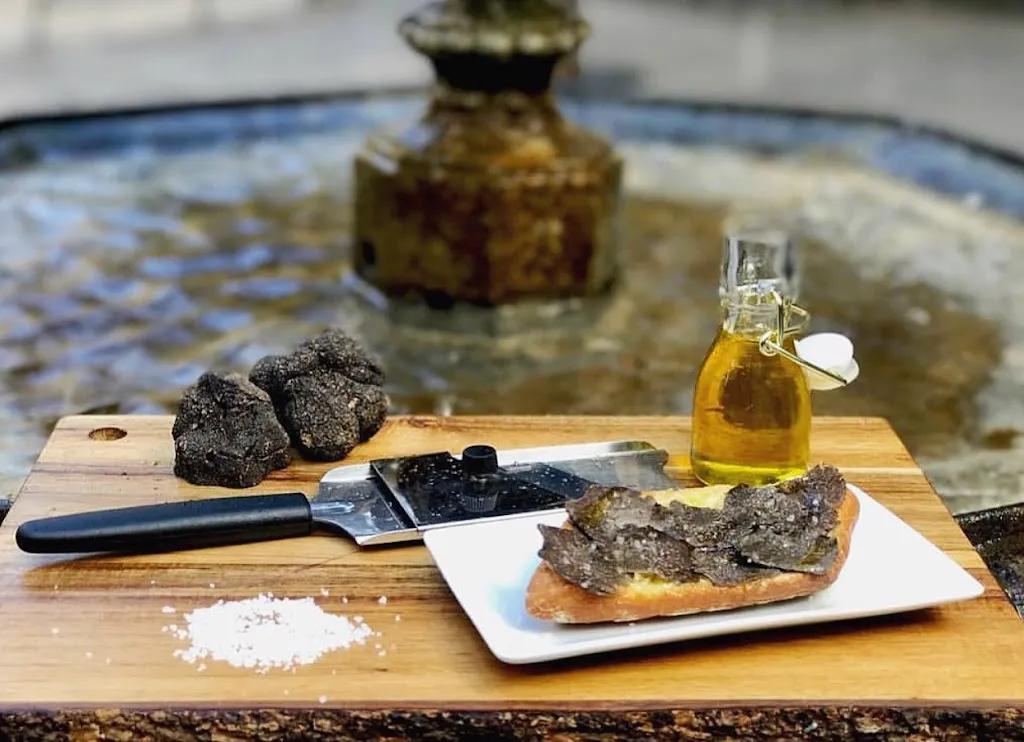 EL SANTO FOOD & CLUB_Tudela_slider_image_2