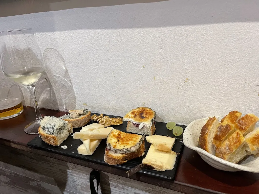 Menu_Bar 17 Cortes_Tudela_image_2