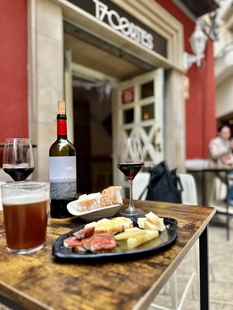 Menu_Bar 17 Cortes_Tudela_image_4