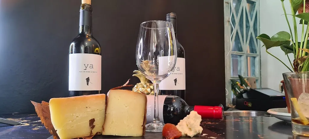 Menu_Bar 17 Cortes_Tudela_image_8