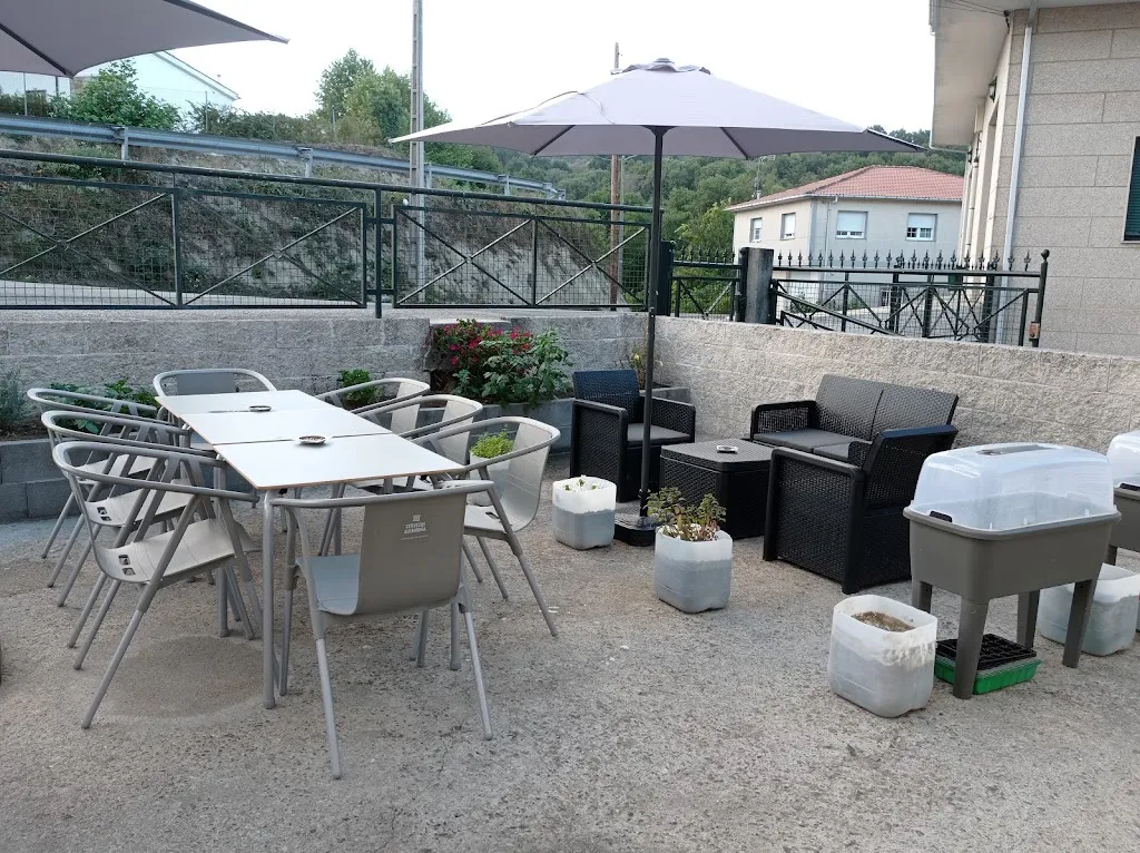 Café bar EDC_Bande_slider_image_1