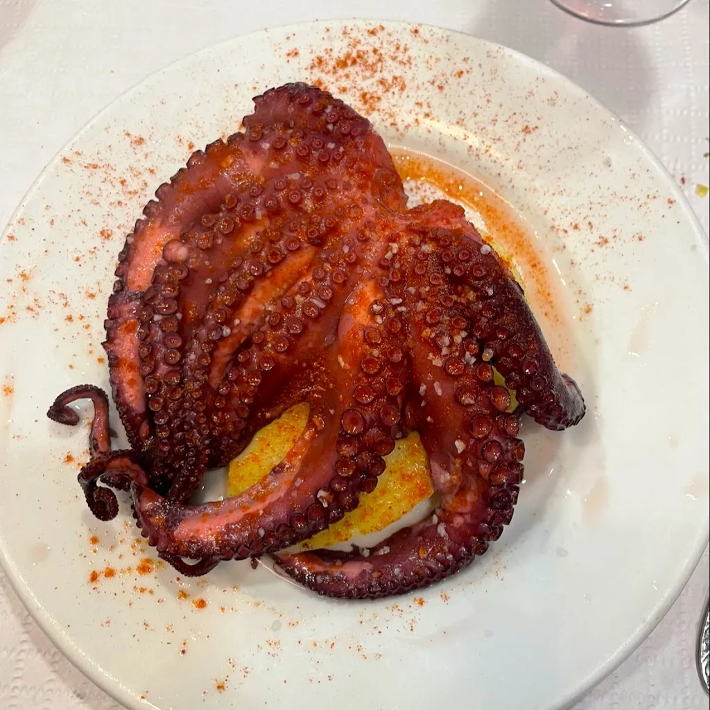 Diana_Restaurante Orellas Bar_Bande_review