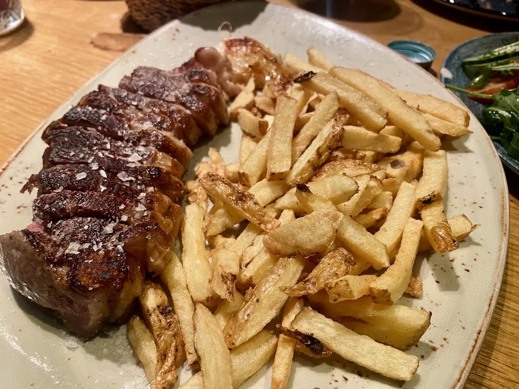 Maria Victoria Casela_Diurno Restaurante & Bar Chueca_Beade_review