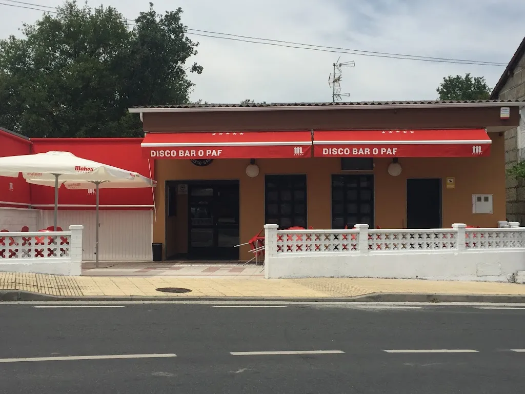 Disco bar "O Paf" restaurant in Baños de Molgas