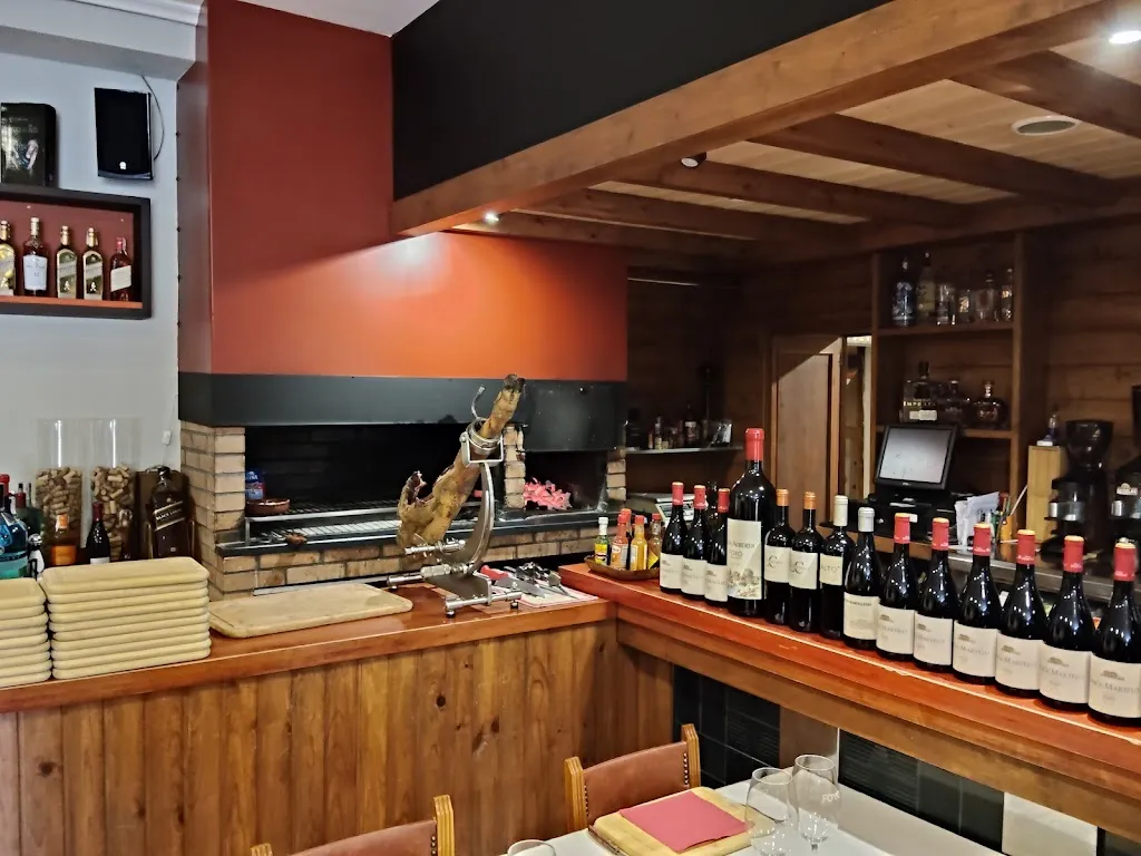 Foxo asador de carnes restaurant in Baños de Molgas