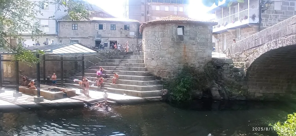 Juan Antonio Quintas_Burga de Baños de Molgas_Baños de Molgas_review