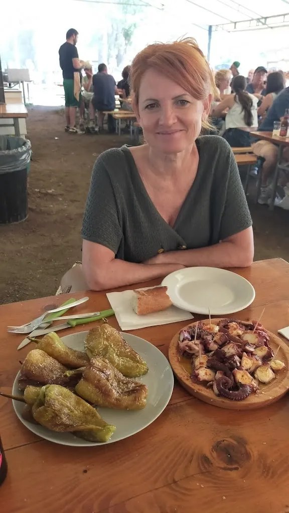 ecorredor@gmailcom cuchifli72_Toldo Francisco _Baños de Molgas_review