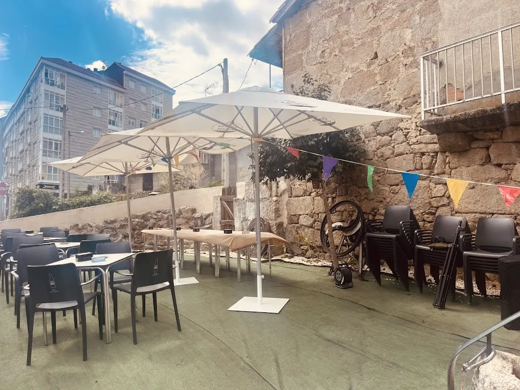 Os faroles_Barbadás_slider_image_2