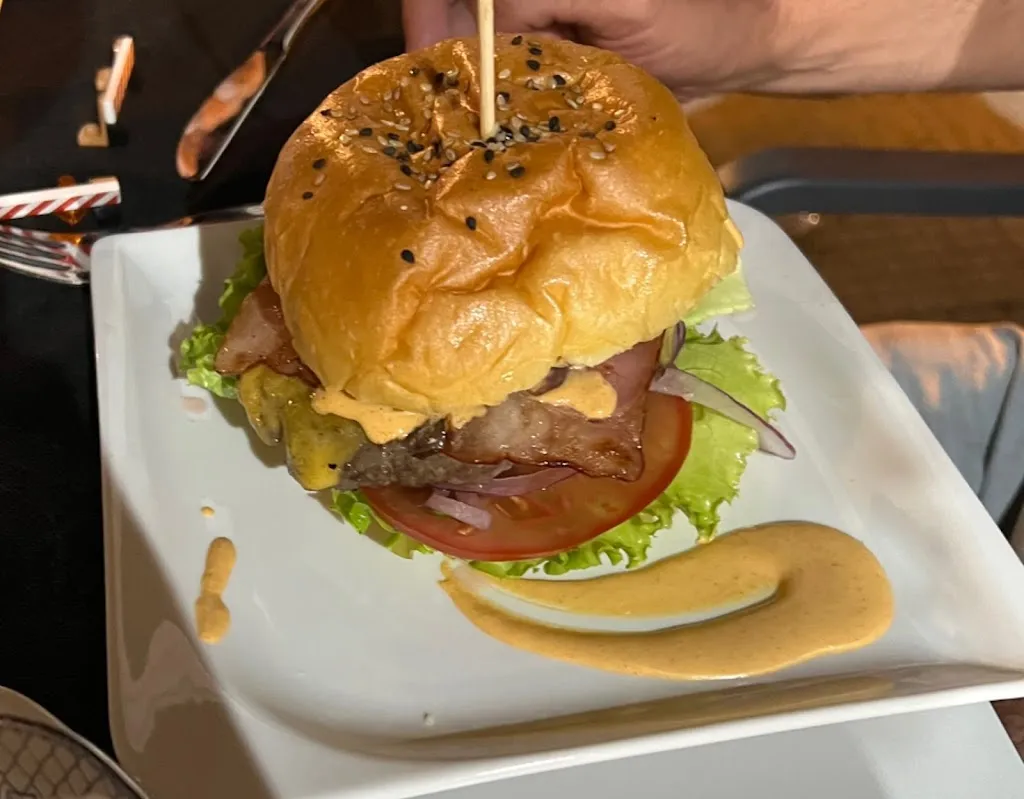 Ariberna OU_A bodeguiña 2_Barbadás_recensione