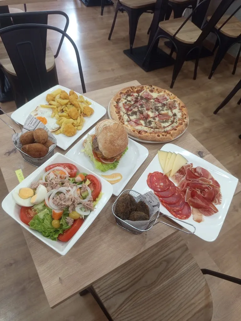 A bodeguiña 2 restaurant in Barbadás