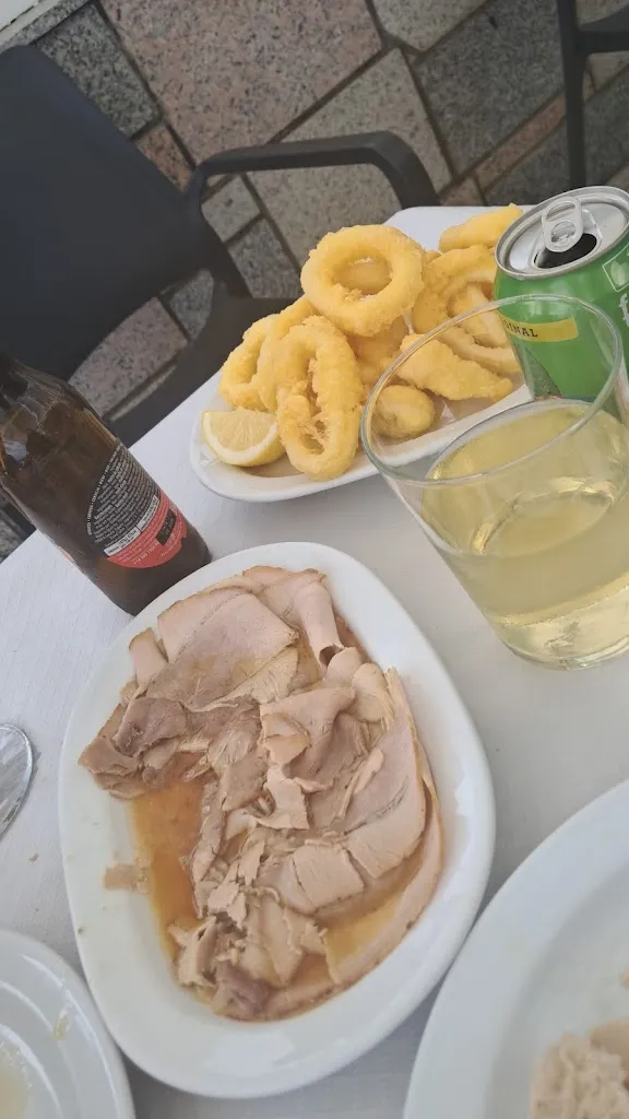 Angeles Ferreira_Cafe Bar Pin Pon_Barbadás_review