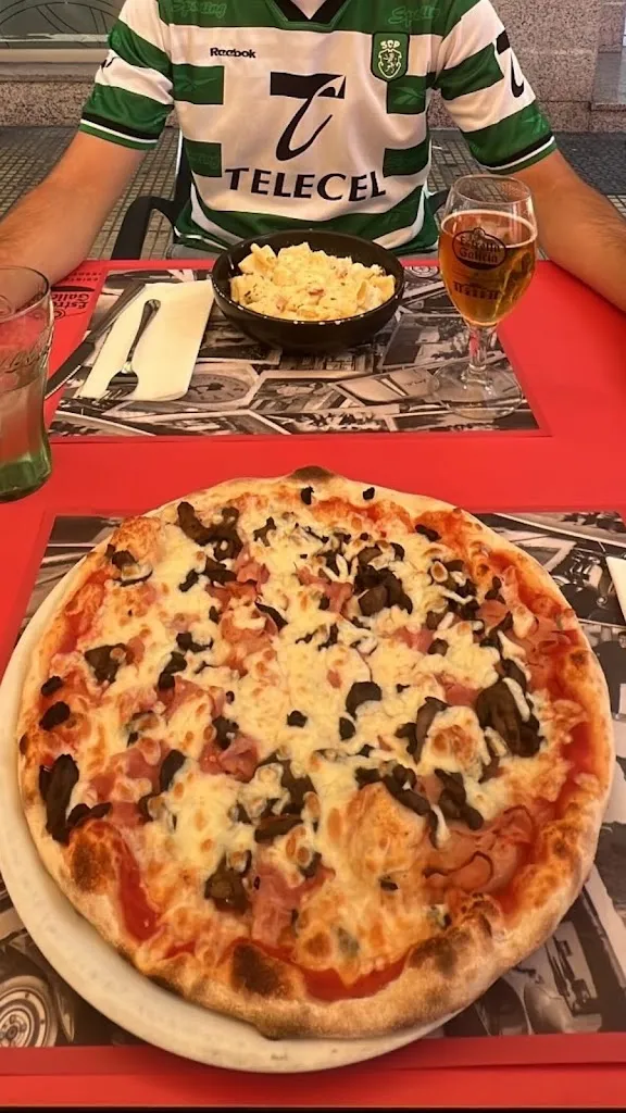 Ana Perfeito_Pizzería Estilo_Barbadás_review