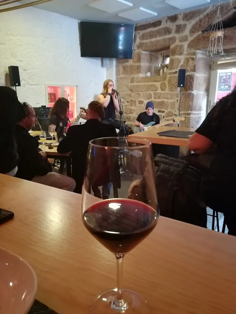 Cristina Ilie_Bule Bule_Allariz_review