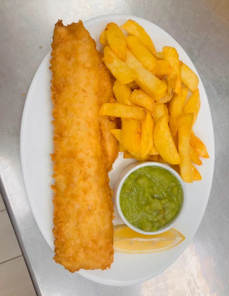 nigel cox_Our Plaice Traditional fish And chip Restaurant_San Fulgencio_review