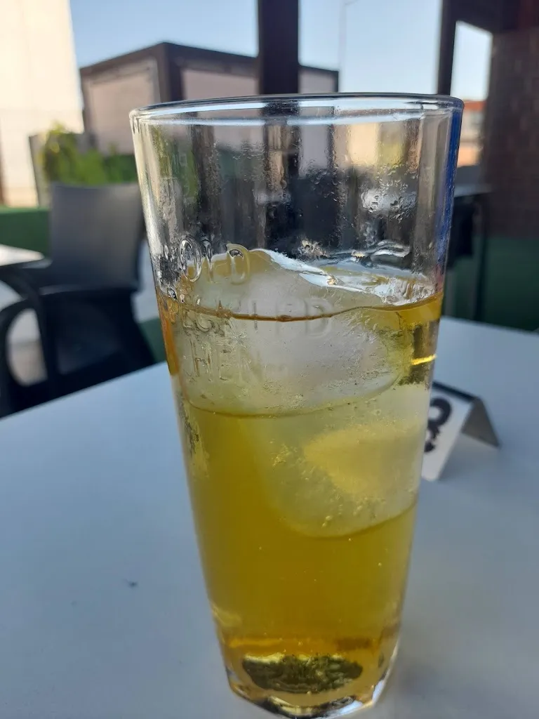 P Hall_Chester Rock & Grill_San Fulgencio_review