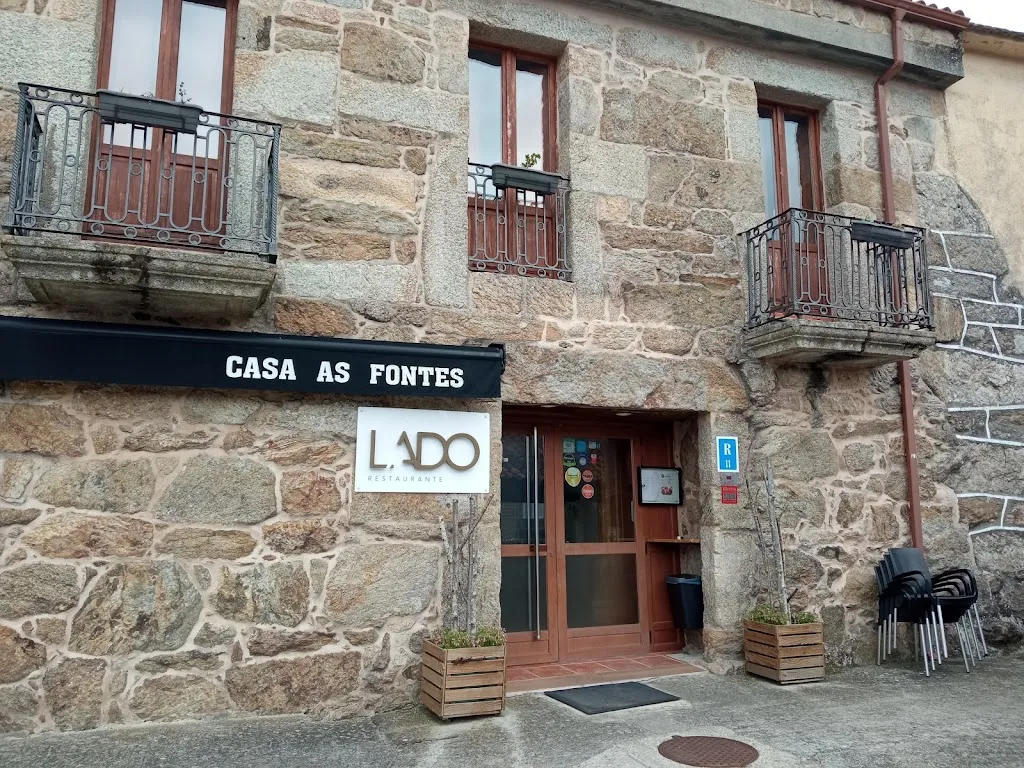Lado Restaurante restaurant in Calvos de Randín