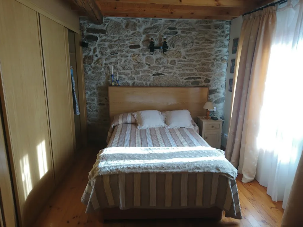 Casa Brués_Boborás_slider_image_1