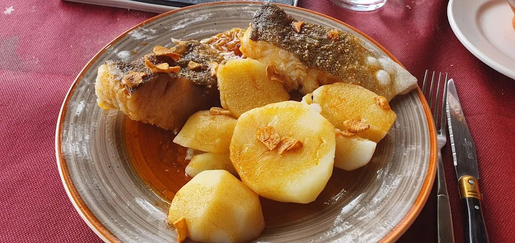 Alejandro Galán Ribes_O Trote,_Boborás_review