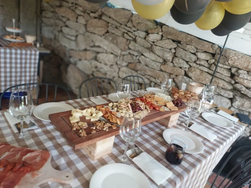 Rosa María Montero Fernández_Lembranza Orixe_Boborás_review