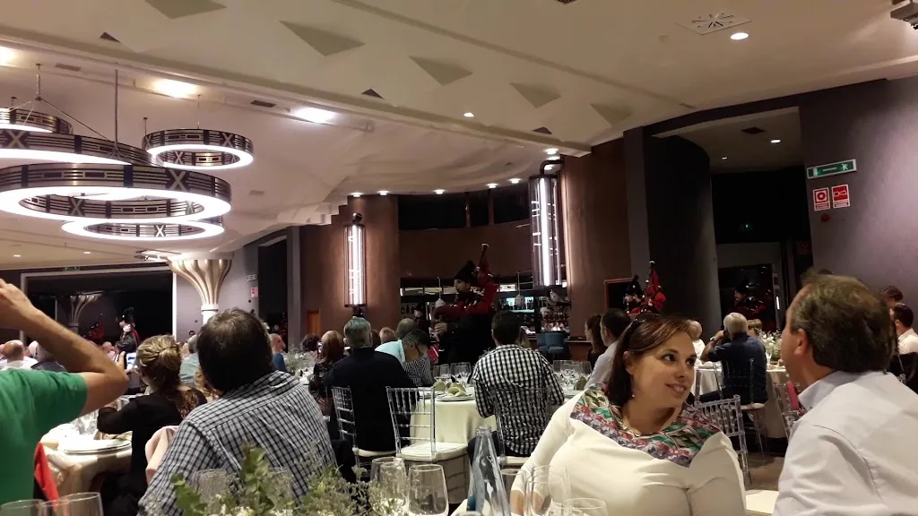 Restaurante A Carballeira de Santa Cruz_Boborás_slider_image_2