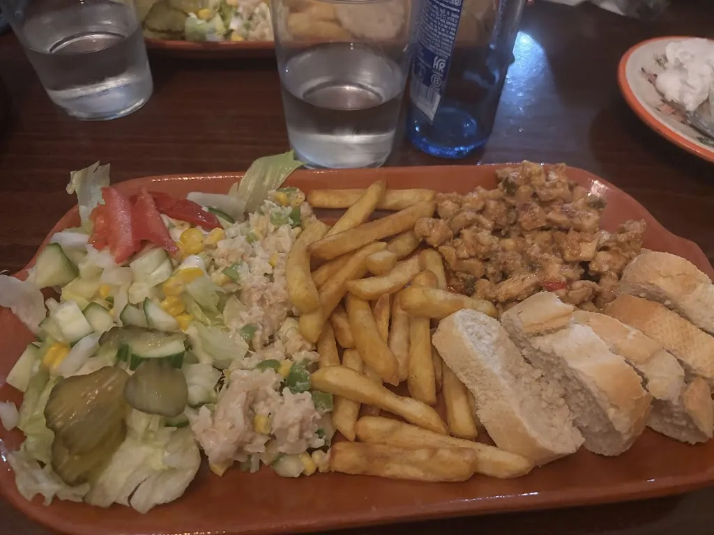 Iria Somoza_Damiri un Mundo de Sabores_Barco de Valdeorras O_review