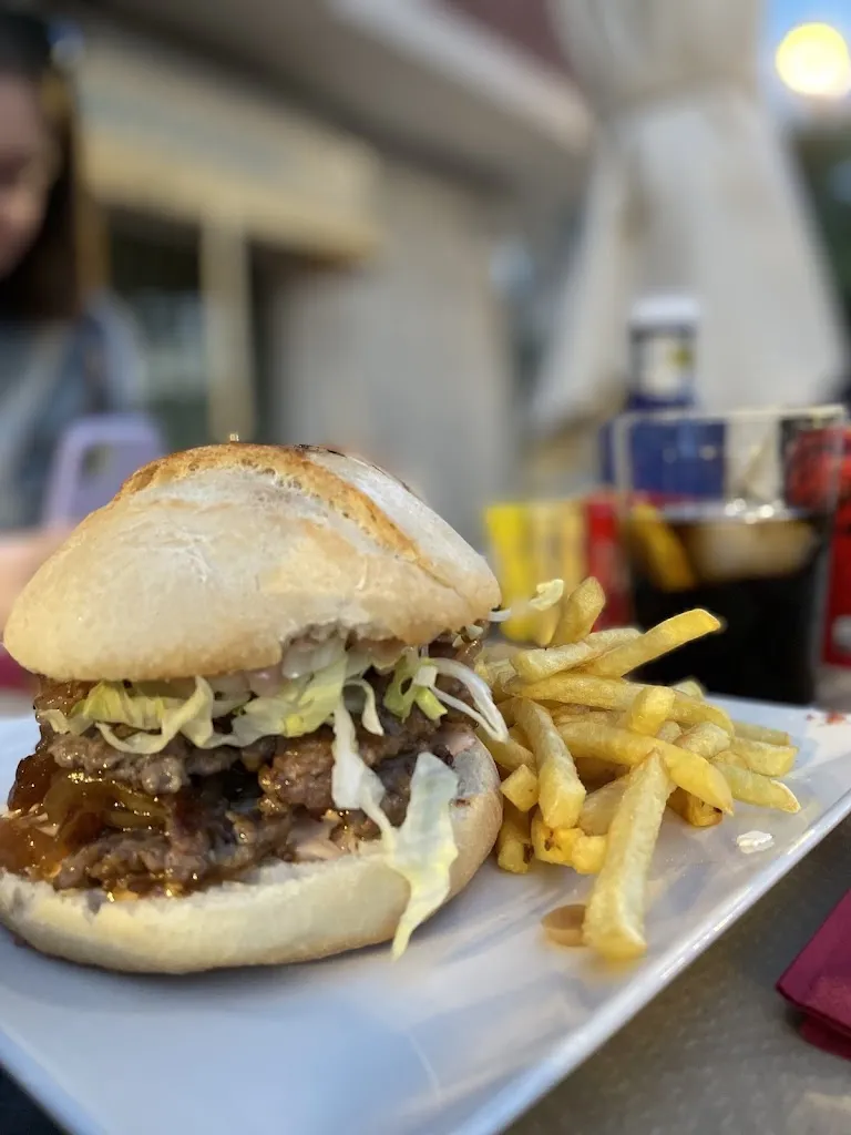 Neffnohaymanera_Dock_Barco de Valdeorras O_review