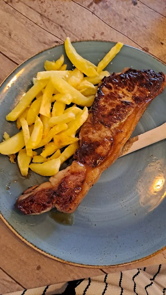 Menu_Restaurante Catro Camiños_Castrelo de Miño_image_8