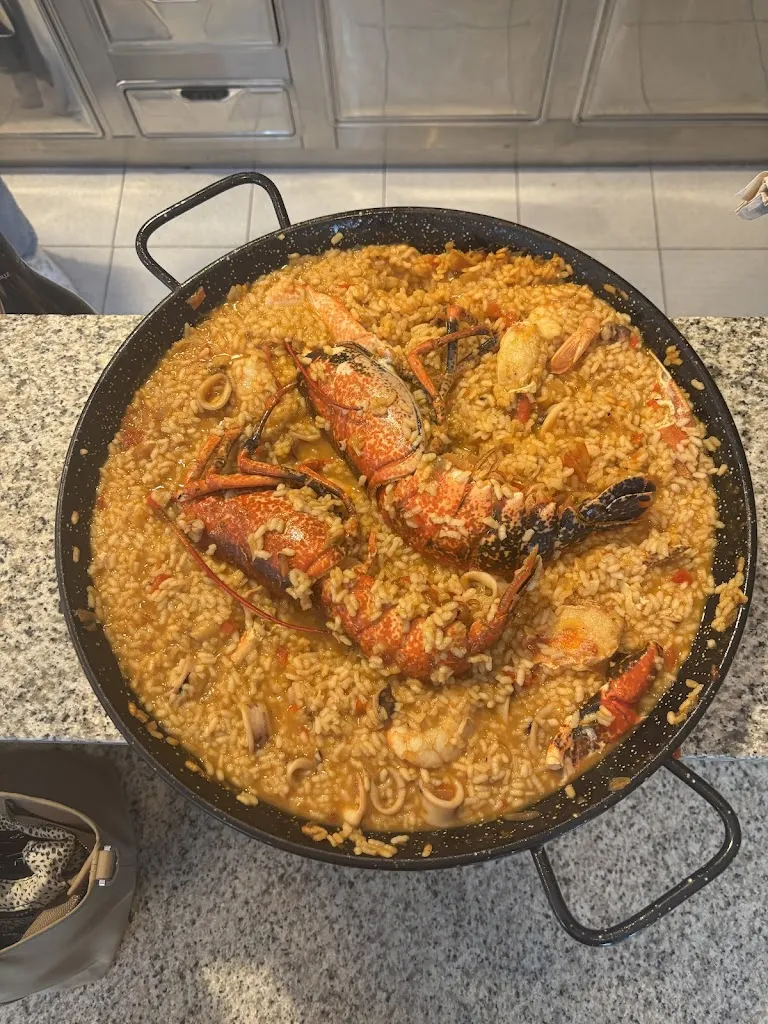 Gastrobar 94 restaurant in Castrelo de Miño